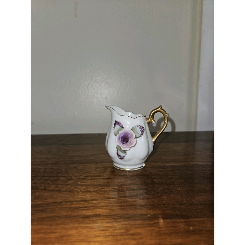 Small‎ Porcelain Creamer With 3D Rose